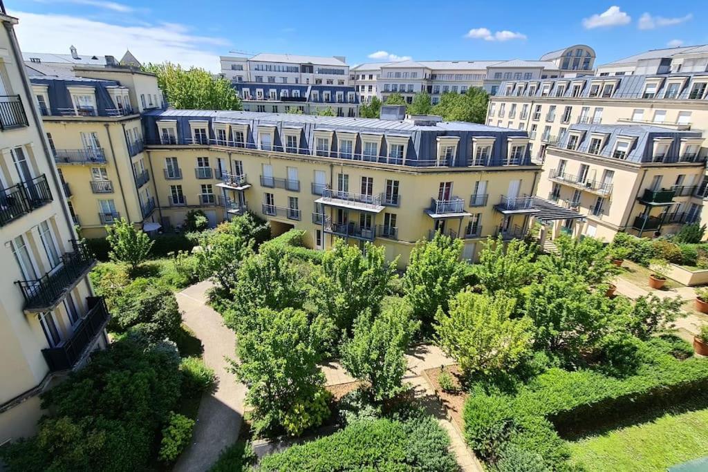 Appt 80M², 13 P, Disneyland, Fibre, 2 Parkings Chessy  Bagian luar foto